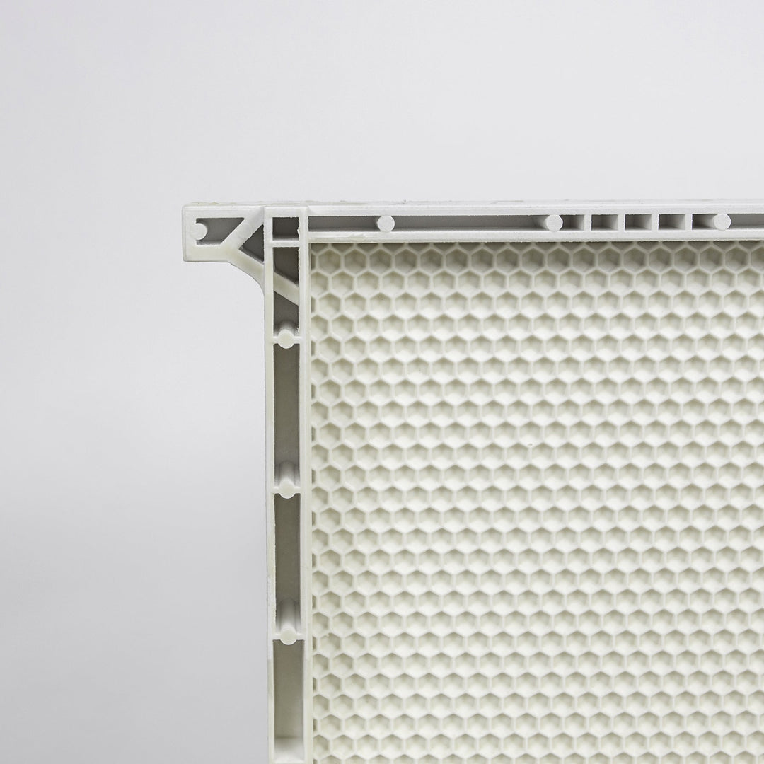 Acorn Pierco One-Piece Plastic Bee Frames